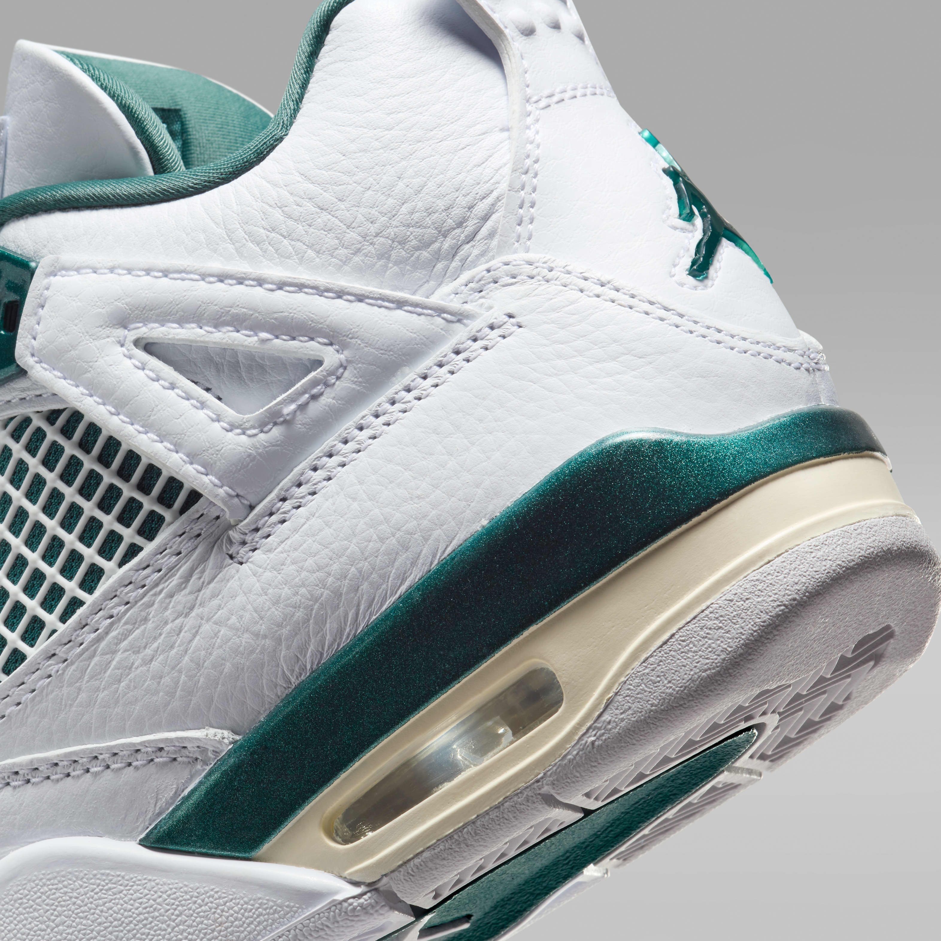 Nike Air Jordan 4 Retro Nike Air Jordan 4 Retro